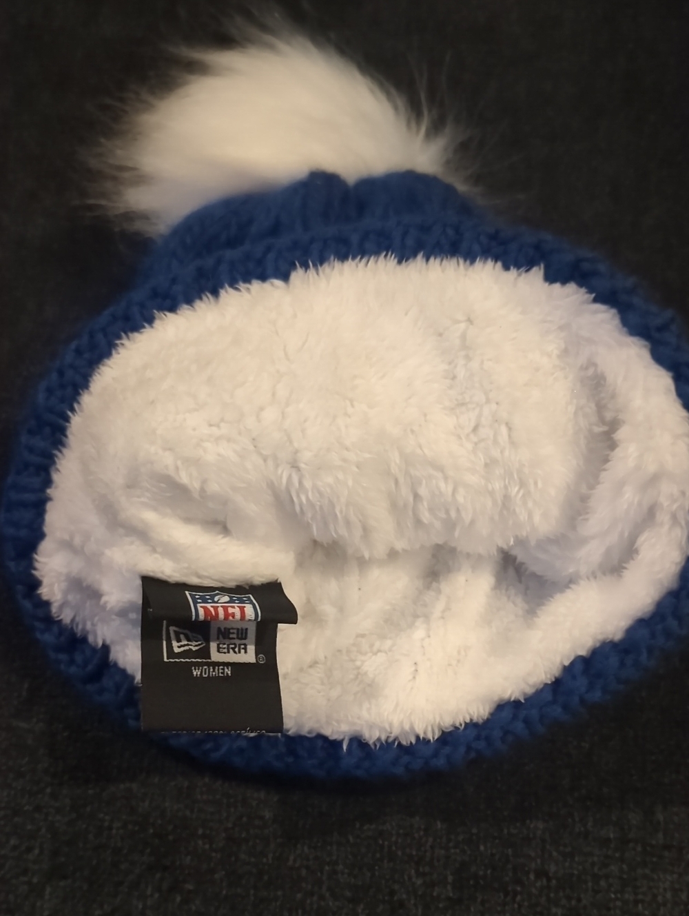 New York Giants Women's Winter Hat - Picture 2 of 4